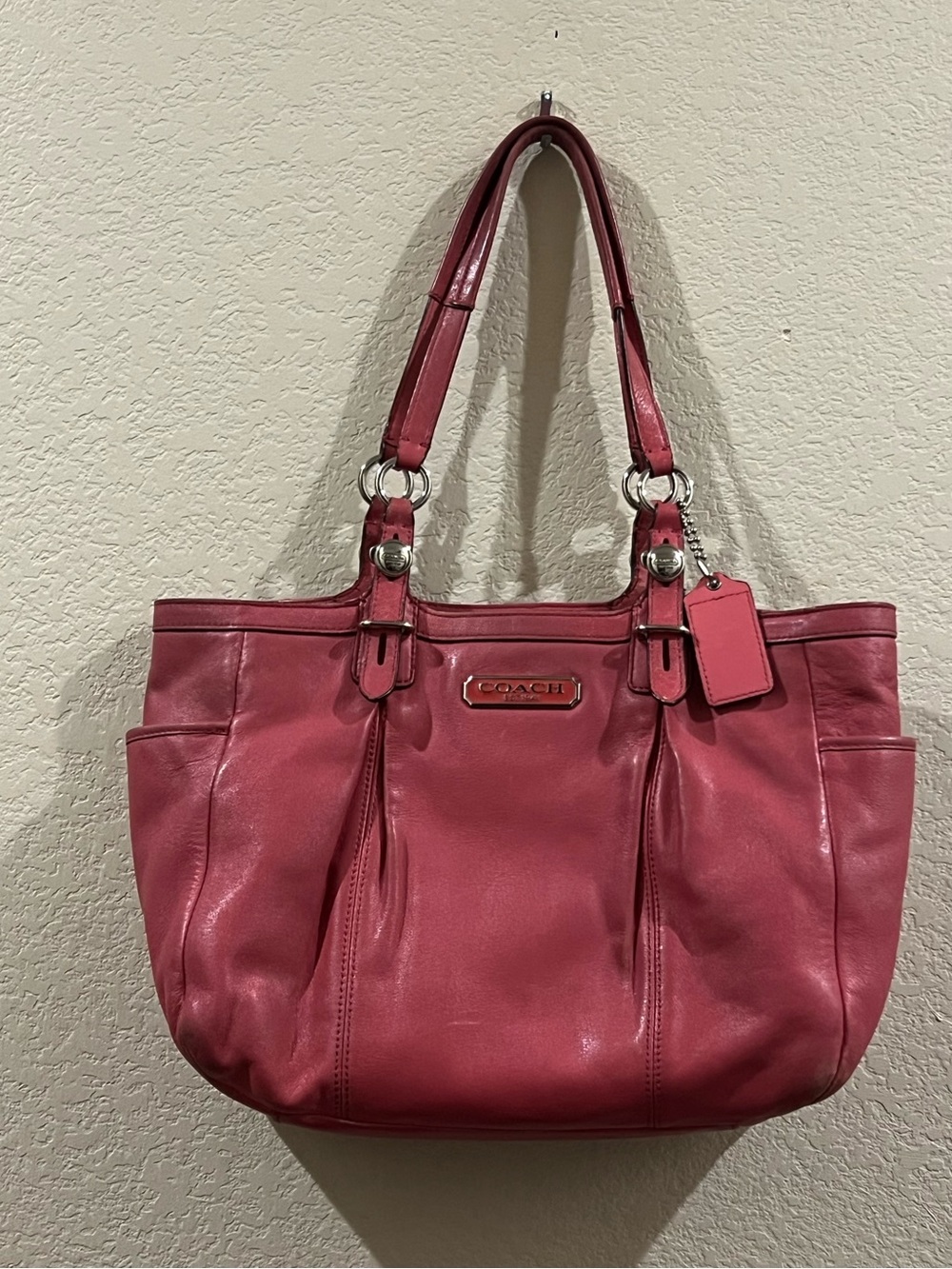 Coach east west gallery Coral pink Leather Tote with Logo Plaque - Picture 12 of 12